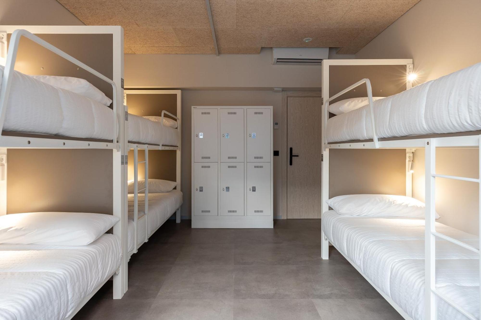 Lamia Bbk Women Hostel-Solo Mujeres บิลเบา ภายนอก รูปภาพ