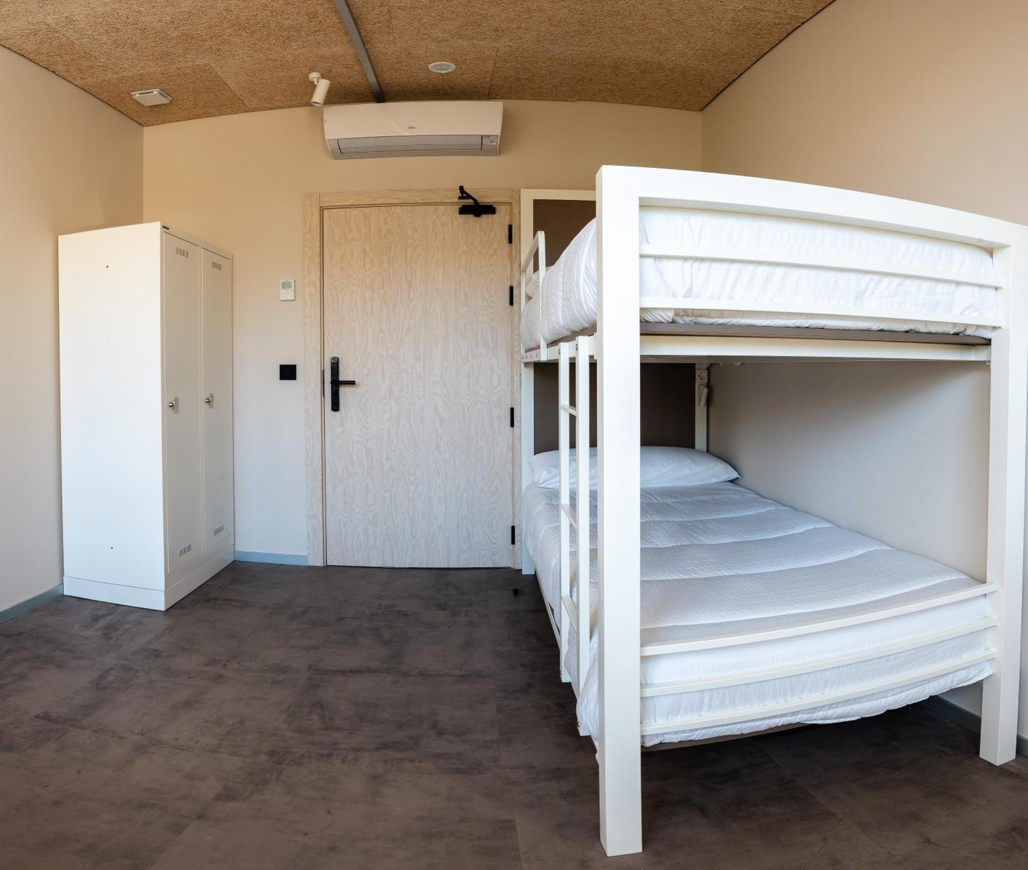 Lamia Bbk Women Hostel-Solo Mujeres บิลเบา ภายนอก รูปภาพ