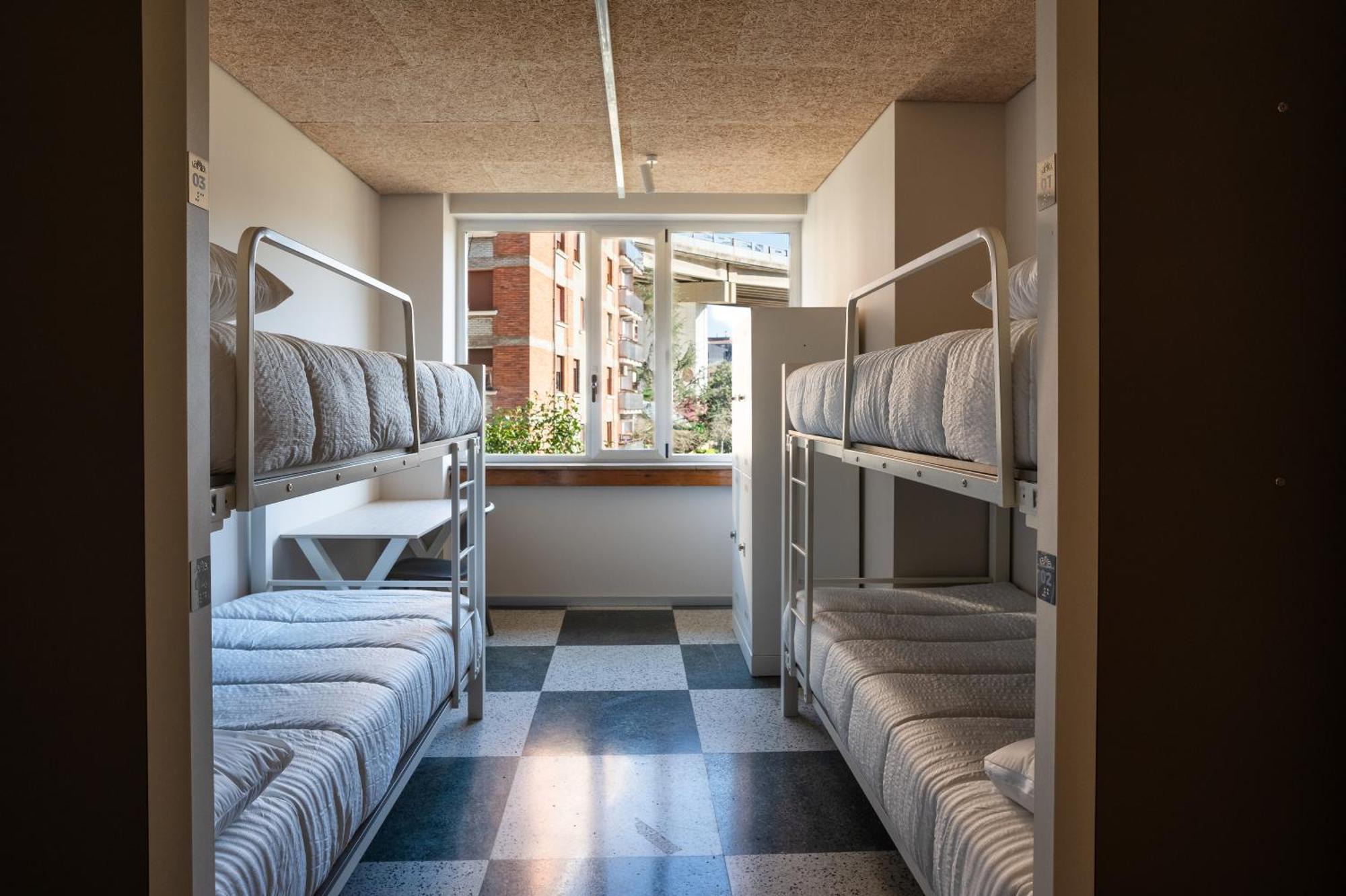 Lamia Bbk Women Hostel-Solo Mujeres บิลเบา ภายนอก รูปภาพ