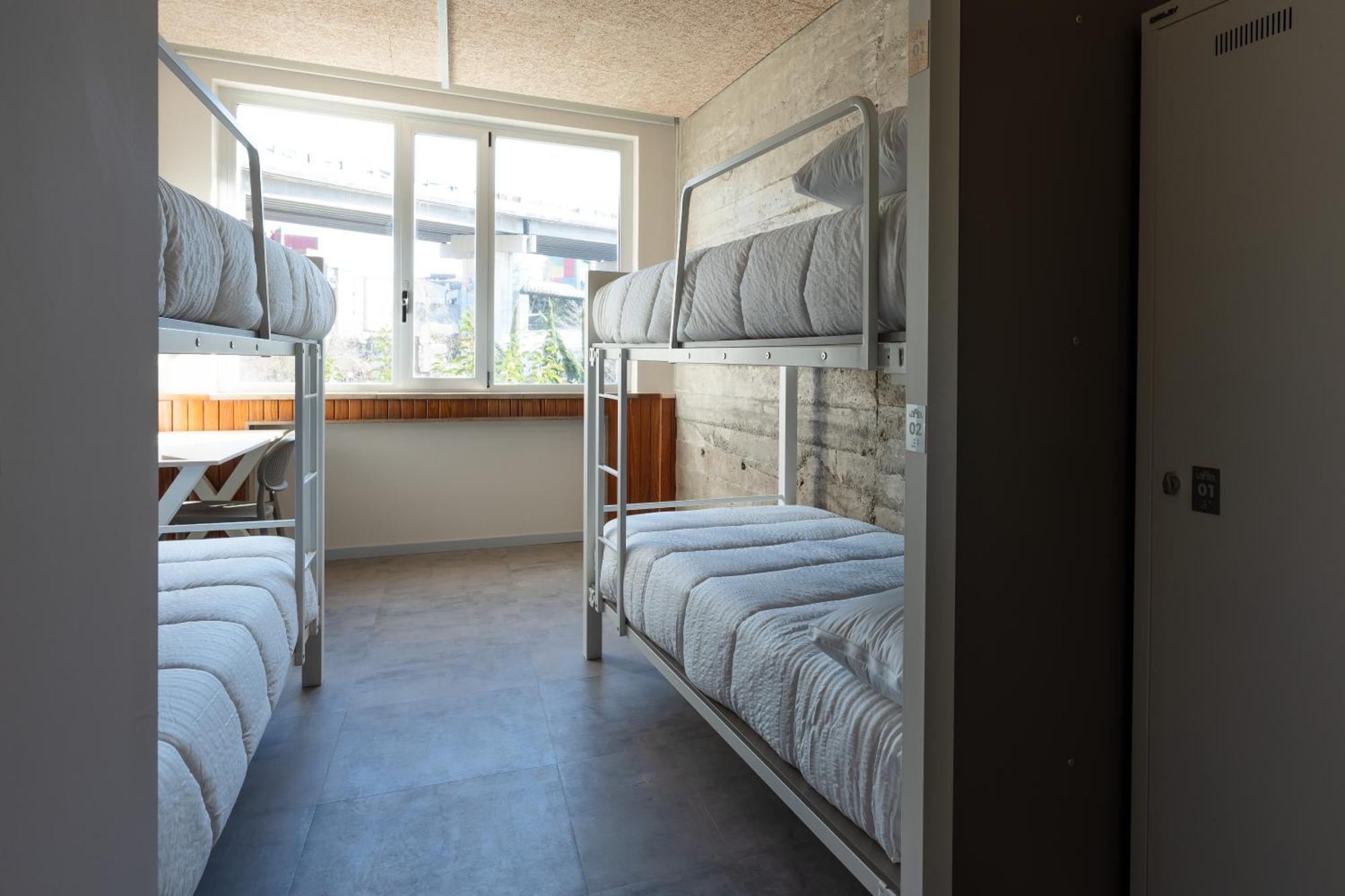 Lamia Bbk Women Hostel-Solo Mujeres บิลเบา ภายนอก รูปภาพ